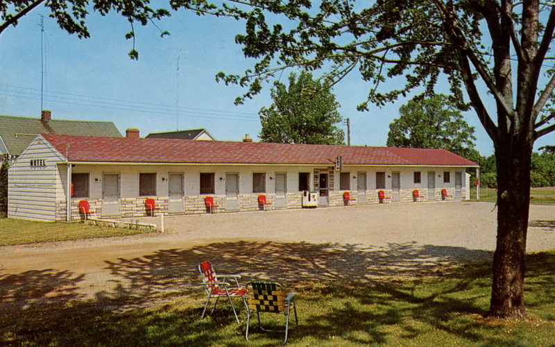 El-Bert-A Motel & Coffee Shop - Old Postcard (newer photo)